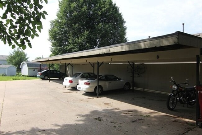 Photo - 1220 Village Rd