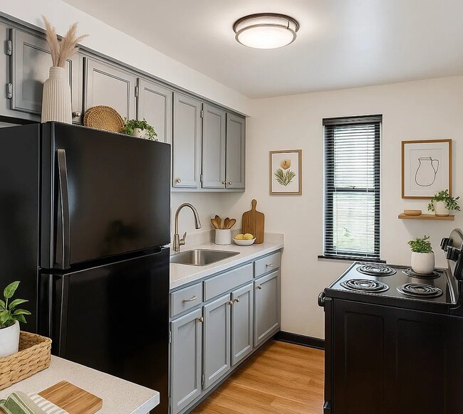 Photo - 1201 Heeney Ave Unit Luxor Gardens - 3 Bedroom