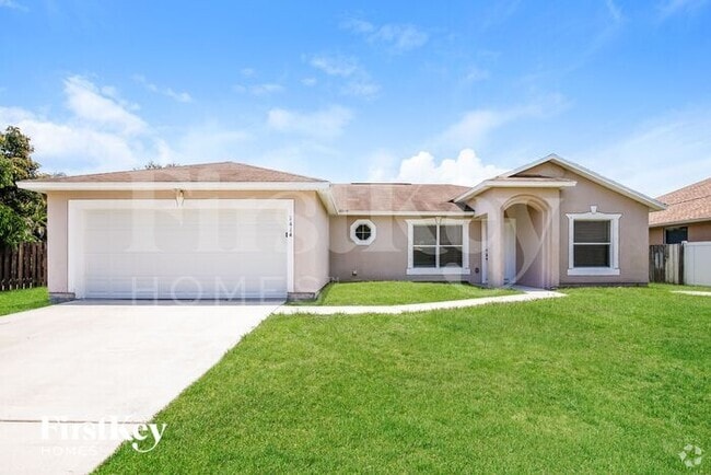 Building Photo - 1414 SW Apache Ave Rental