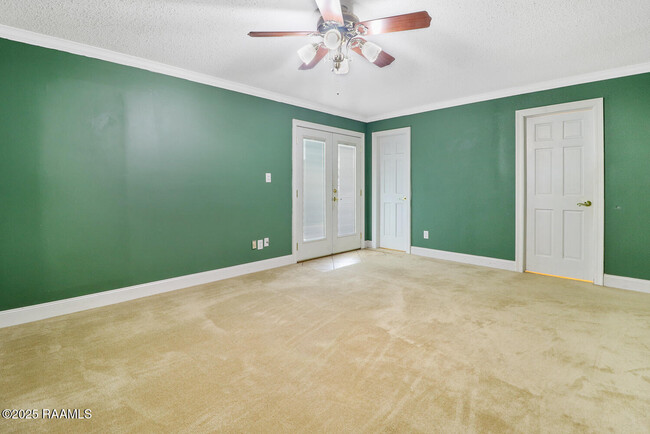 Photo - 106 Darteze Dr House