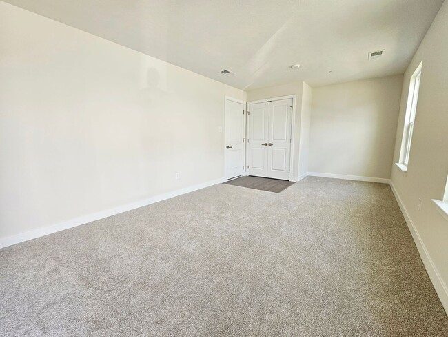 1191 Olivia Dr