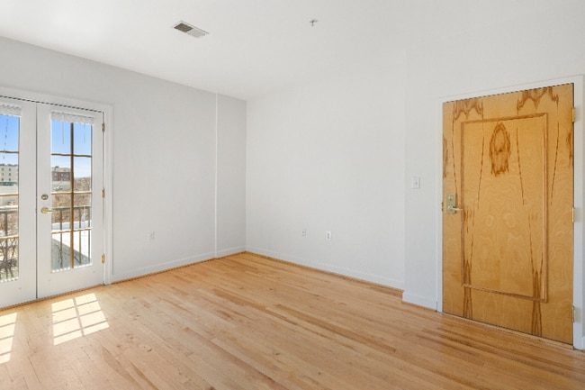 Photo - 1820 Lancaster St Unit 3-A