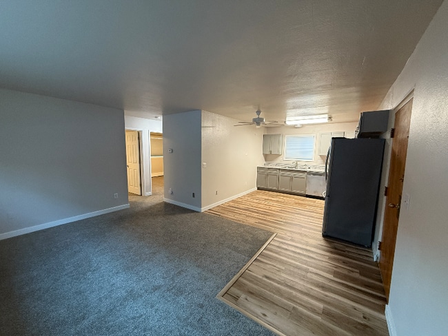 Photo - 533 Mumford St Unit 2