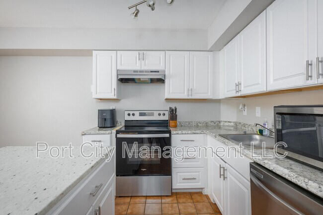 Photo - 1814 E Fairmount Ave