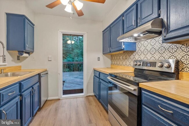Building Photo - 11330 Headlands Ct Rental