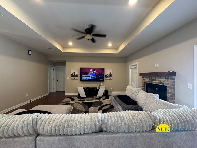 Photo - Stunning 4 Bedroom Home with Sparkling Pool!