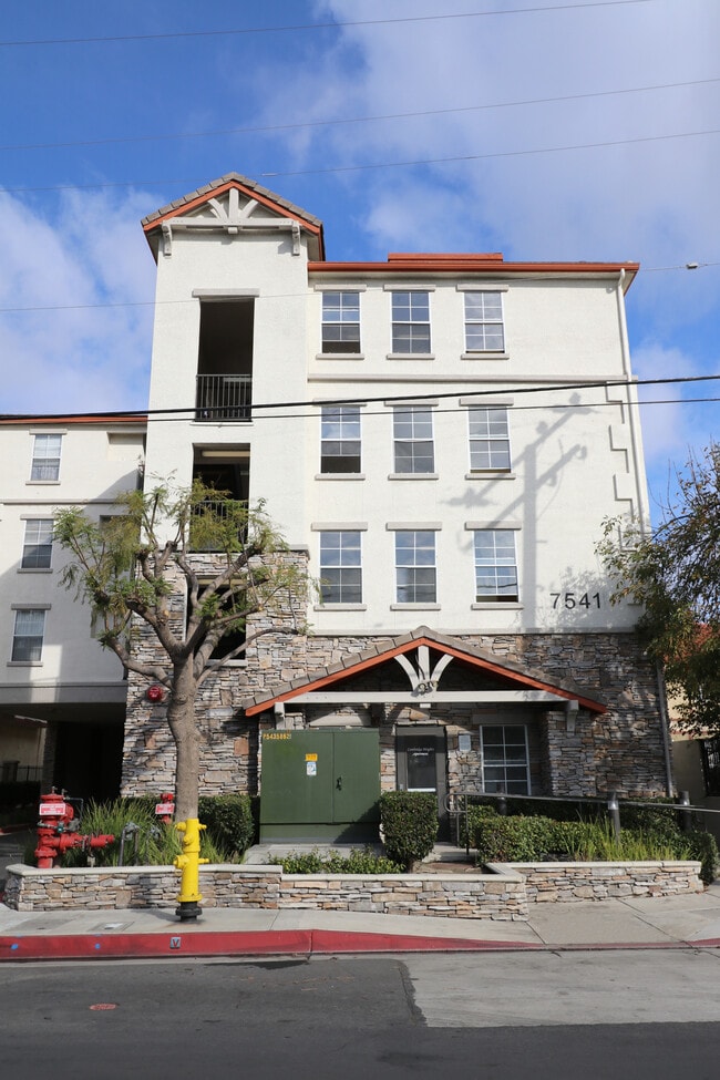 Photo - Cambridge Heights