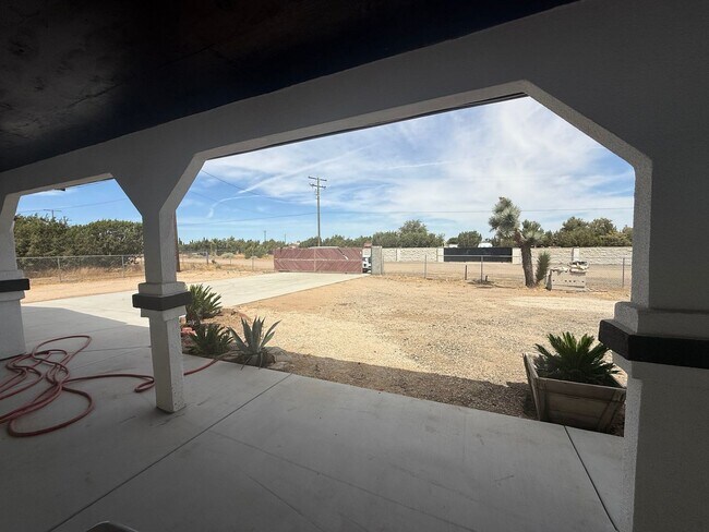 Photo - 12977 Cactus St