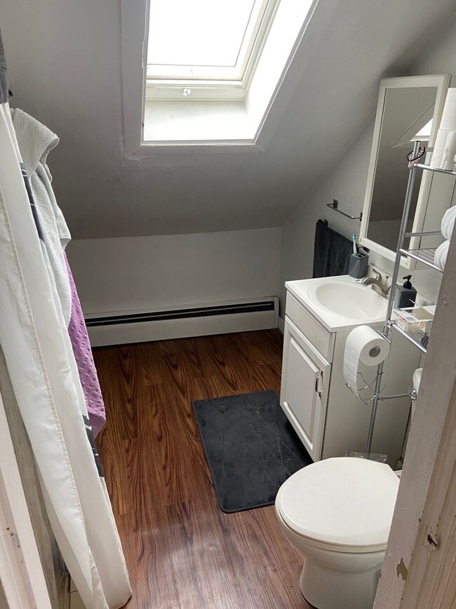 Photo - 927 Smith St Unit 927 Smith #3