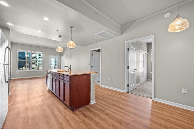 Photo - Downtown Living