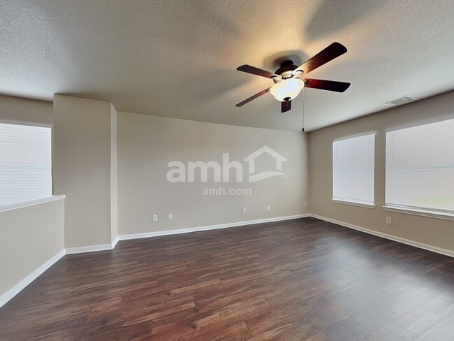Photo - 3743 Jewel Point Dr