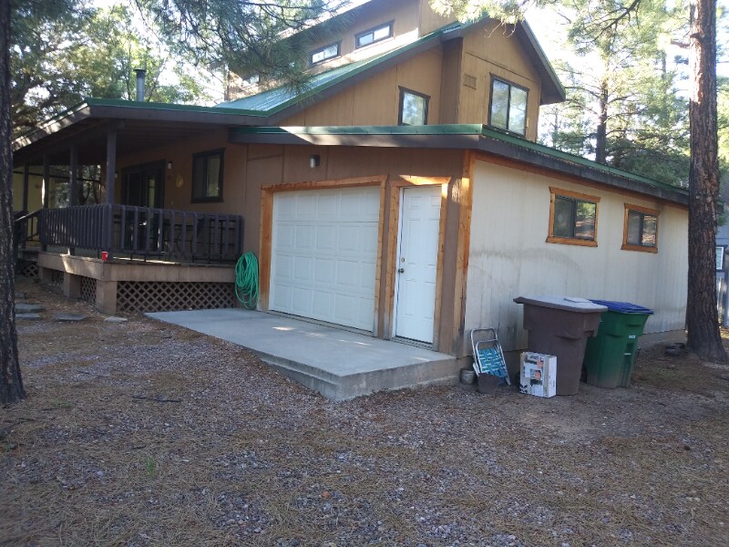 Photo - 1701 W Hall St