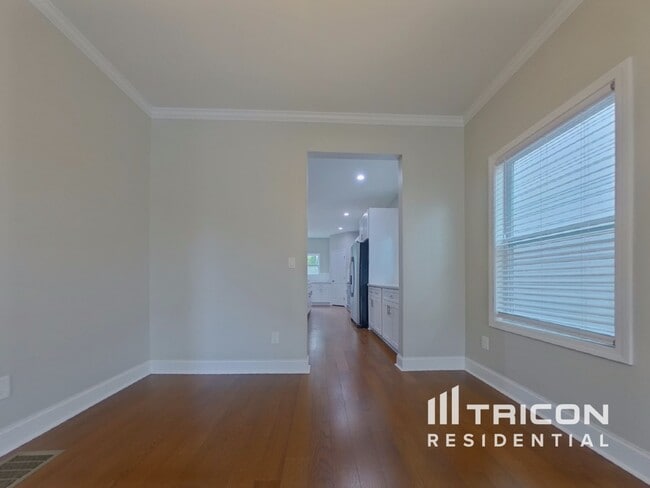 Photo - 2489 Park Estates Ln SW