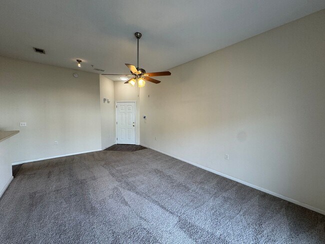 Photo - Move In Special! 1/2 Off 1st Months Rent T... Unit 5