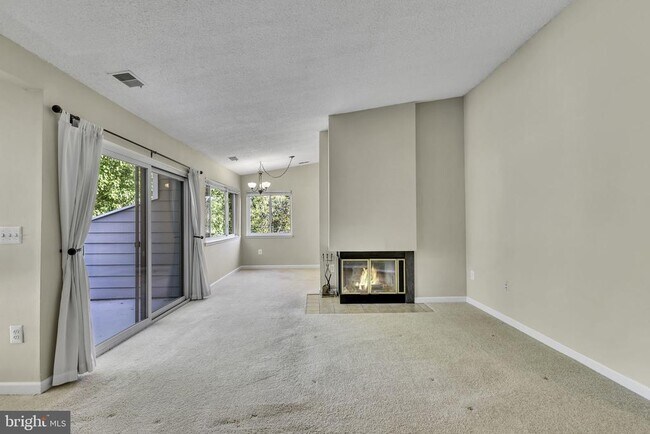 Photo - 11041 Villaridge Ct Unit 11041B