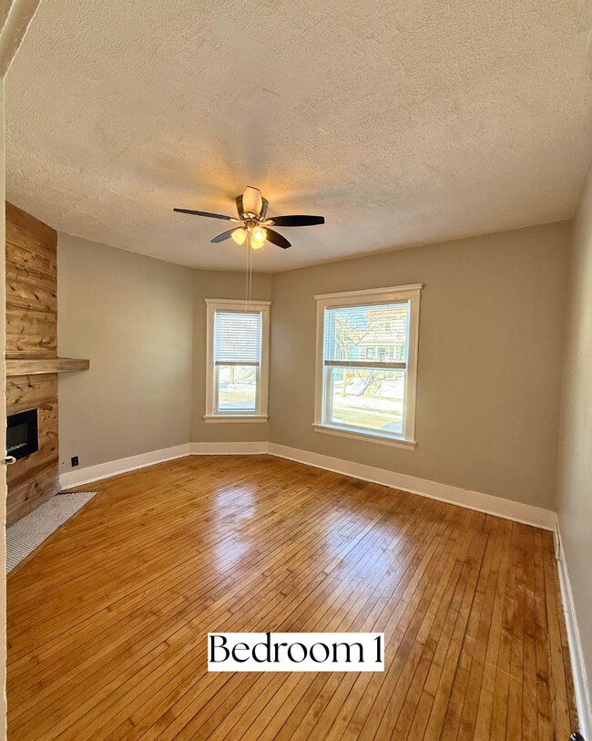 Photo - 133 E Lloyd St