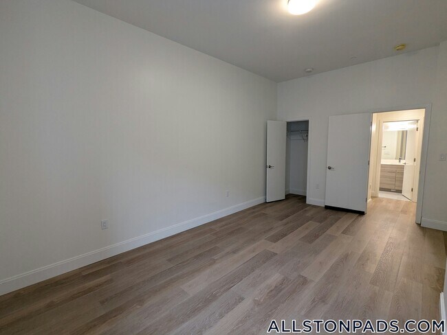 Photo - 1079 Commonwealth Ave Unit 316