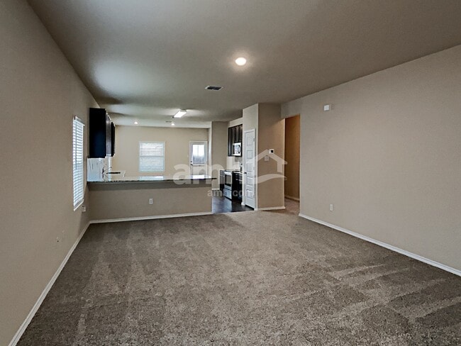 Photo - 747 Red Barn Bnd