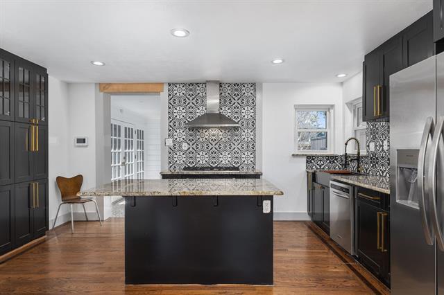 Photo - 9929 Gooding Dr