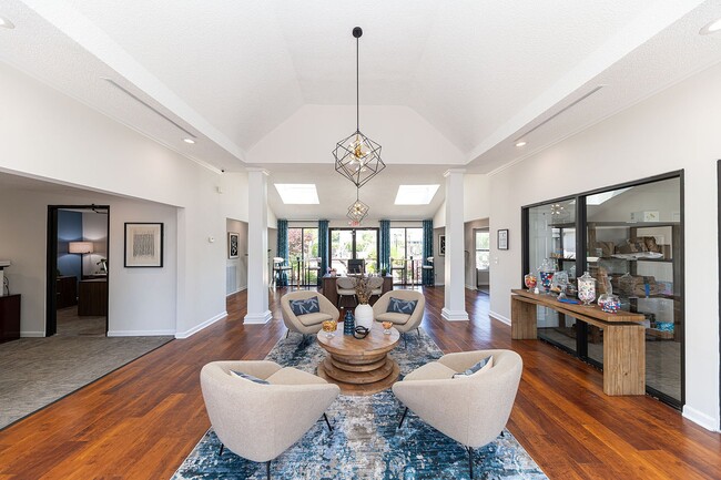 Community Clubhouse - Vetra at Hamilton Place
