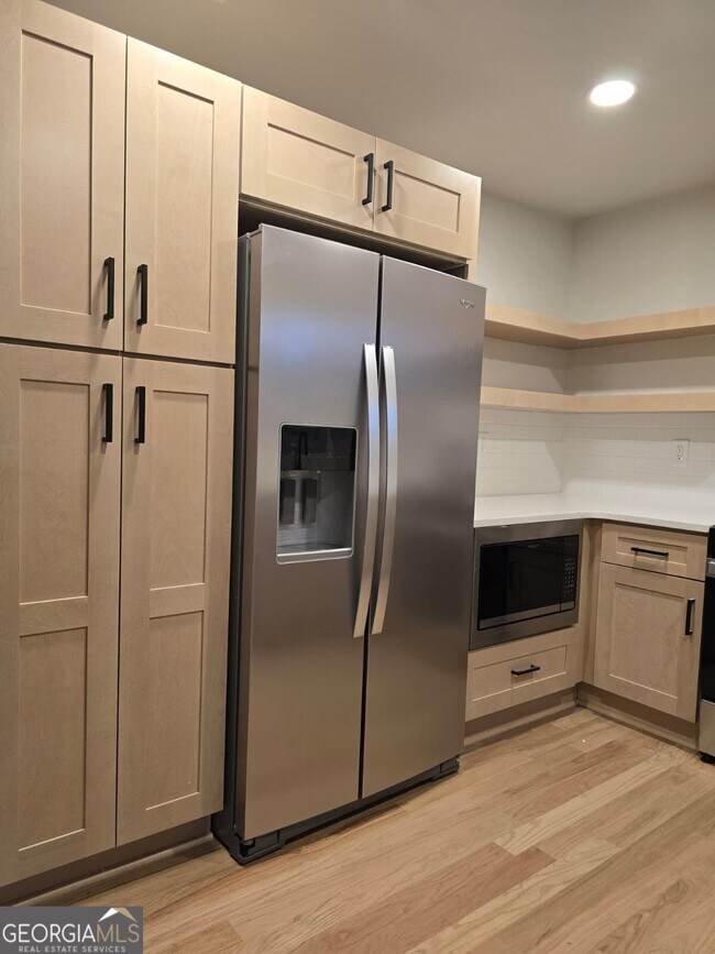 1609 Line St Unit TBD