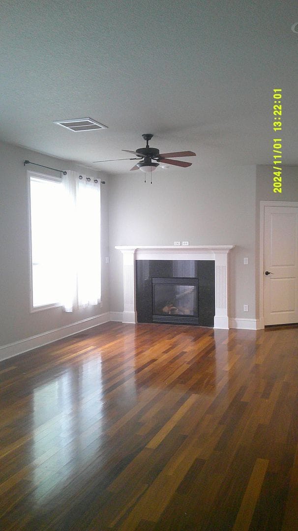 Photo - 1170 SE Rivergreen Ave