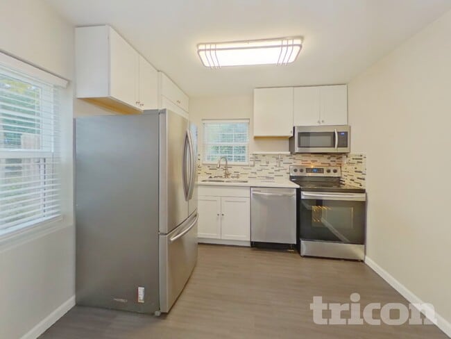 Photo - 4223 Dinglewood Ave