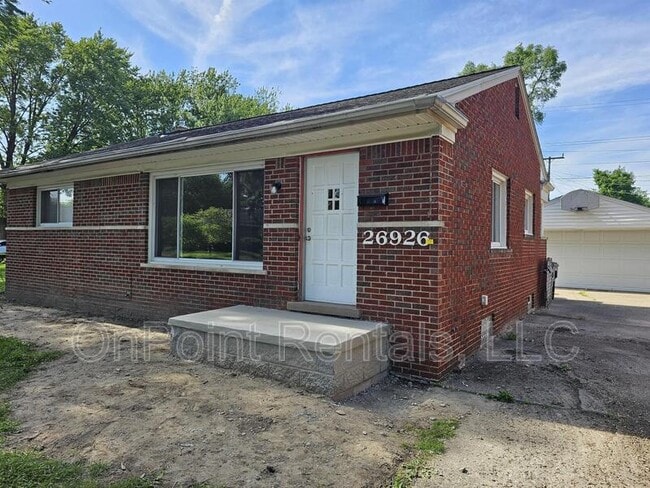 Building Photo - 26926 Dover Ave