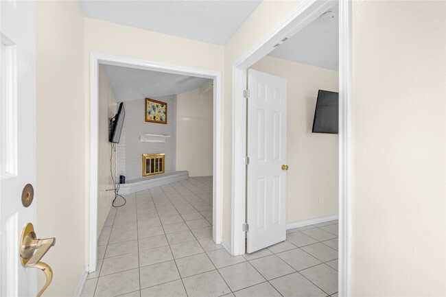 Photo - 10606 Beckfield Dr