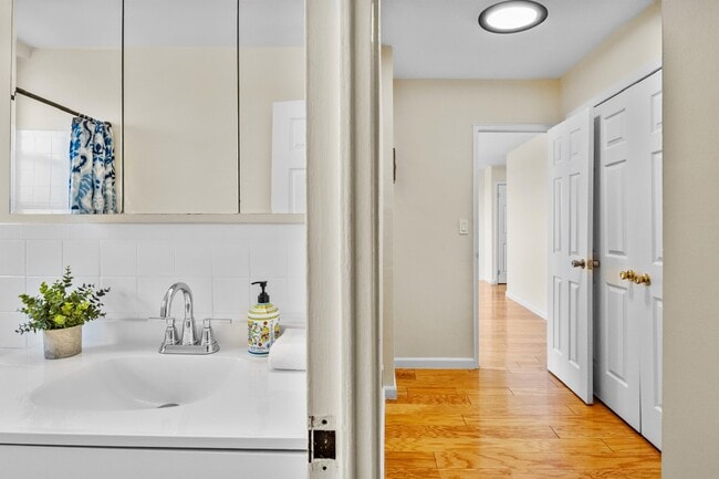 Photo - 1225 John F. Kennedy Blvd Unit 7C