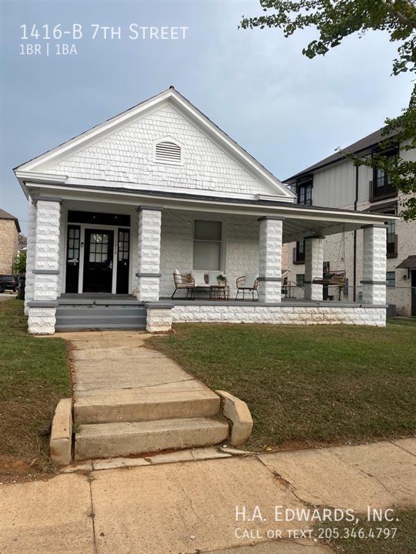 Building Photo - 1416 7th St Rental