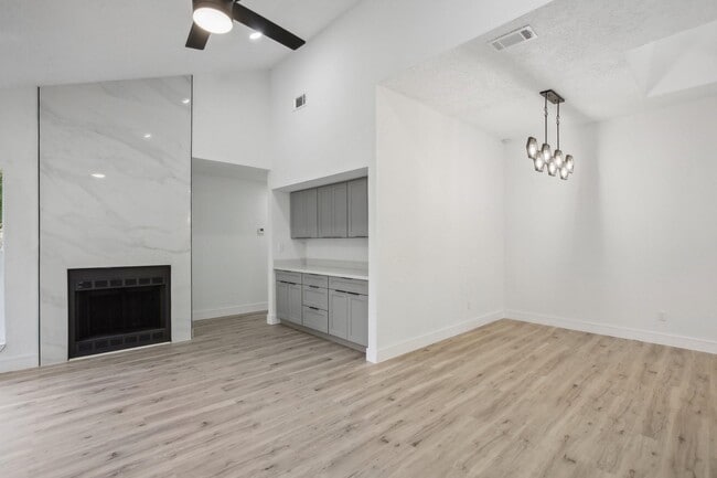 Photo - 11615 Henley Dr