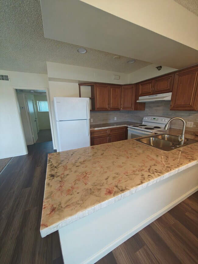 Photo - Cedar Heights Apartments