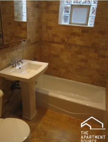 Photo - 3515 W Argyle St Unit 3