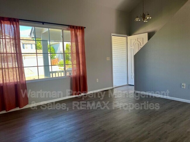 Photo - 213 Audubon Dr