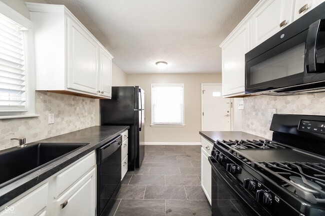 Photo - 6667 E 17th St