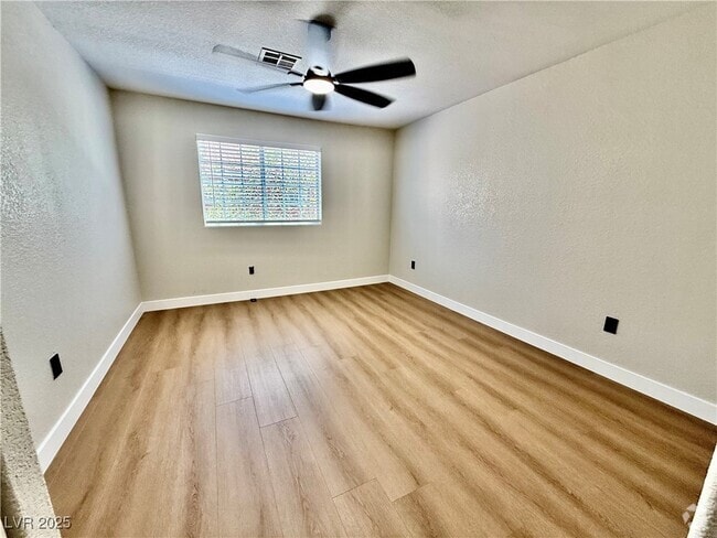 Building Photo - 4730 E Craig Rd Unit 2110 Rental