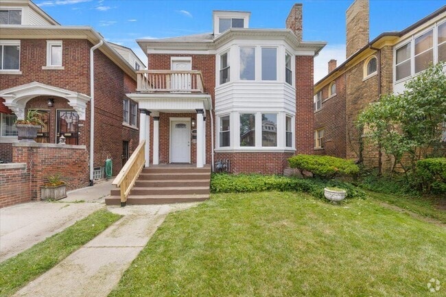 Building Photo - 2477 Hazelwood St Rental