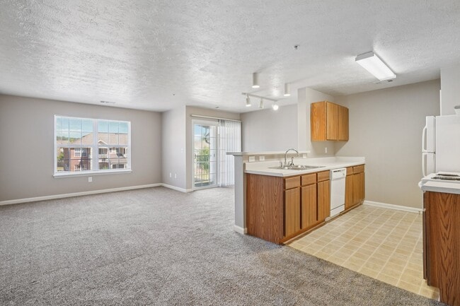 Photo - Retreat at Dry Creek I