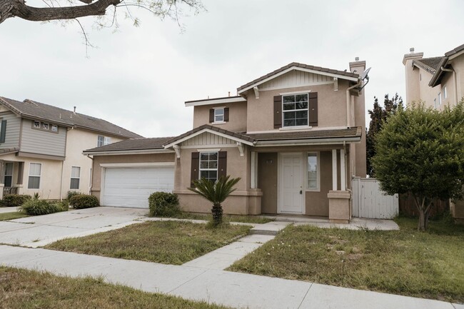 1605 Snow Ave
