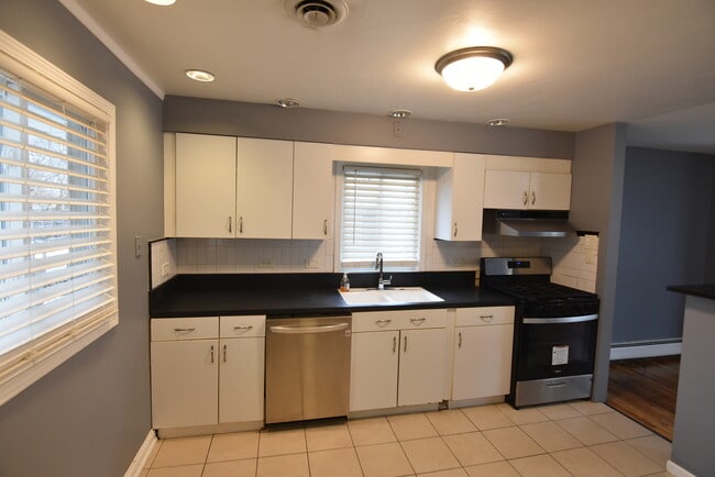 Photo - 8705 45th St