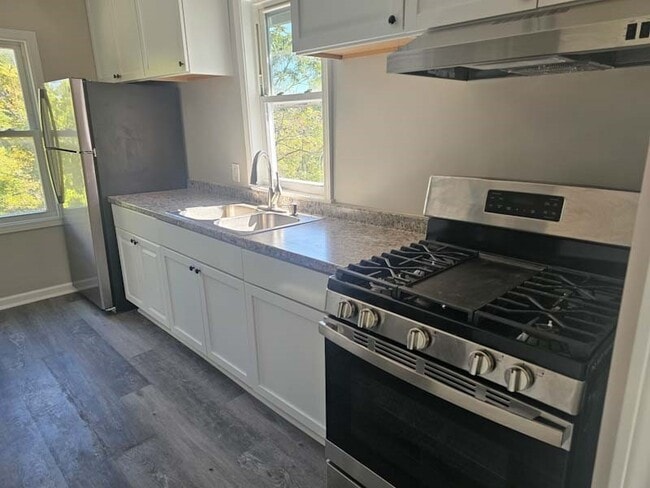 Photo - 250 Anderson Ave