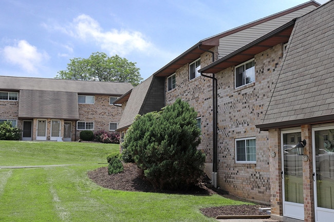 Macungie Village