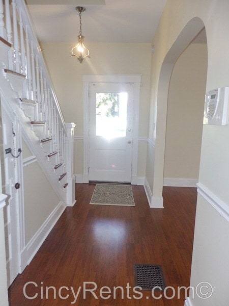 Photo - 3645 Zinsle Ave