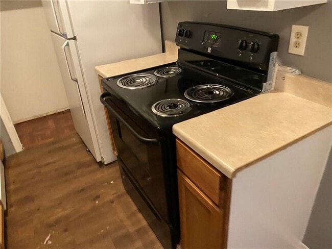 Photo - 8919 Galewood Dr Unit 203