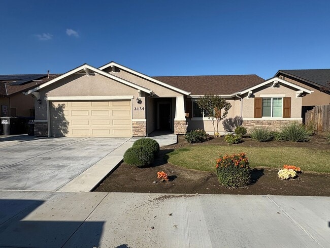 Building Photo - Beautiful Visalia Home Available Now!