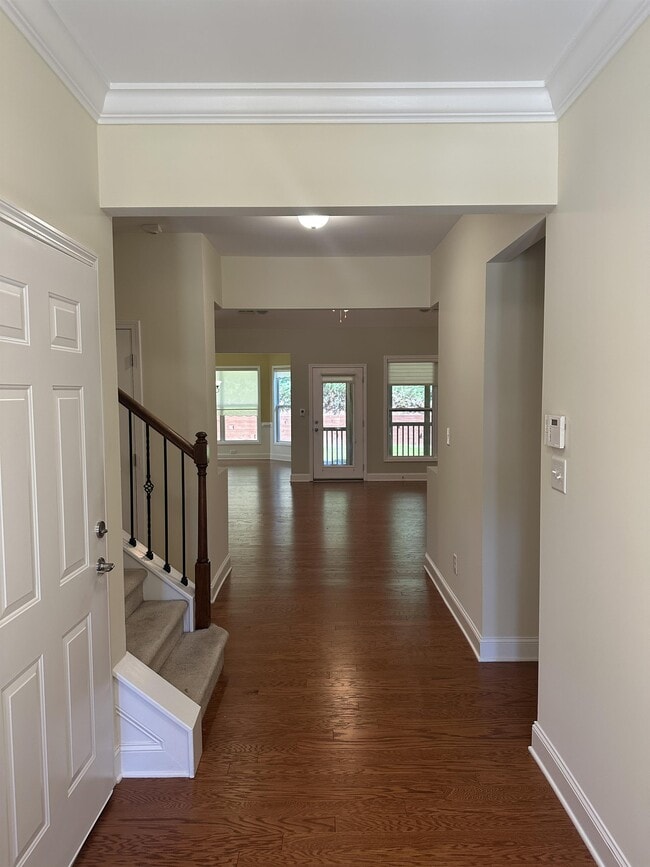 Photo - 1907 Willoughby Dr