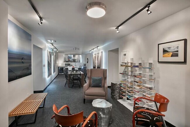 Photo - 305 W 150th St Unidad 720