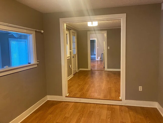 Photo - 1900 Three Springs Rd