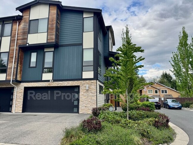 Building Photo - 729 112th St SW Unit B3